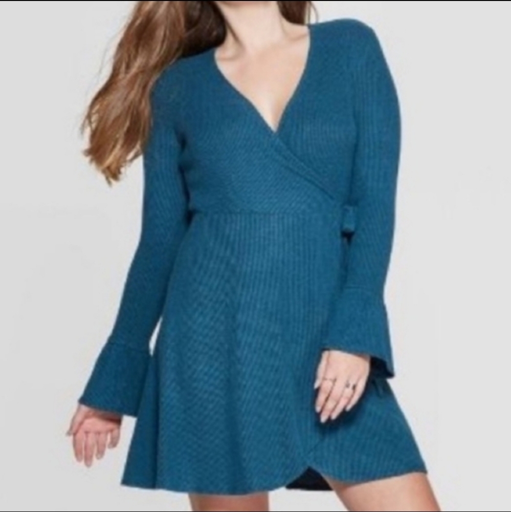 Xhilaration wrap dress